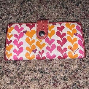 Super adorable fossil wallet
